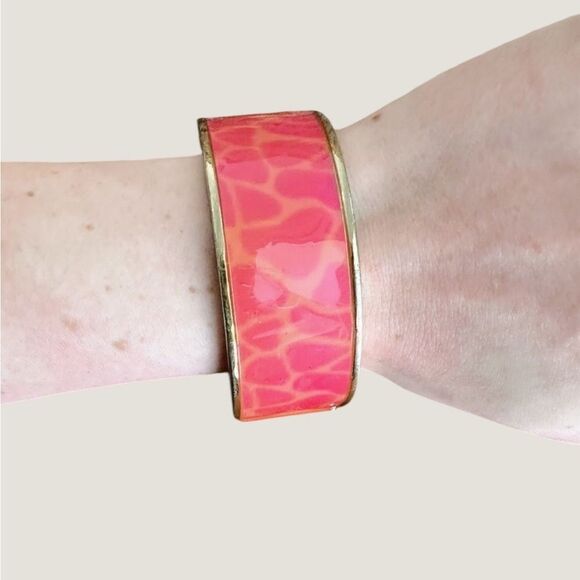Y2K Vintage Giraffe Pink & Gold Bangle - Picture 1 of 4